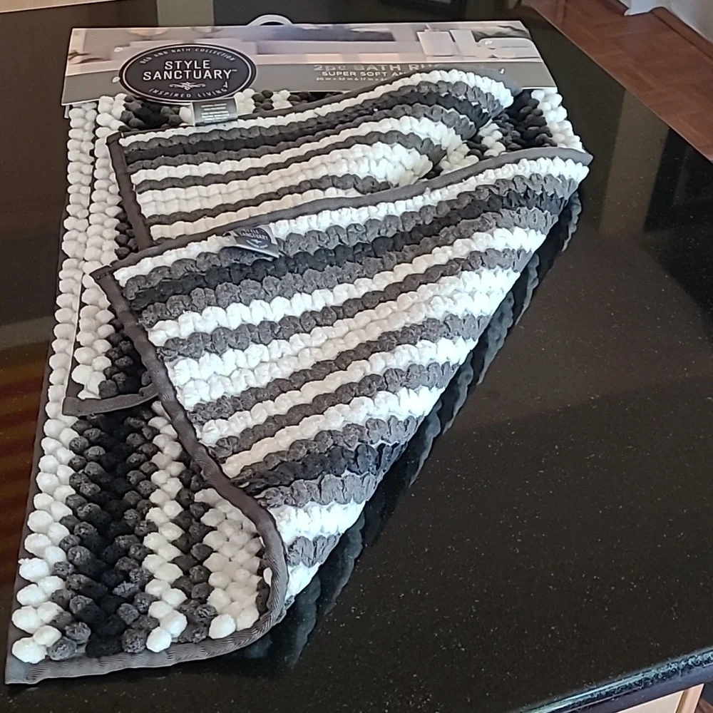 Style Sanctuary Bath Rug Set - Picture 3 of 11